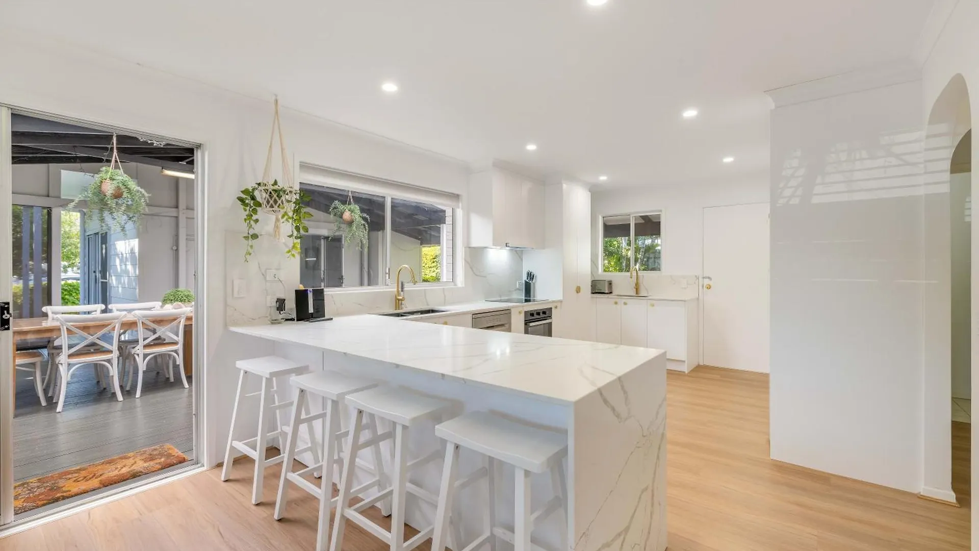 Pet Friendly House Maroochydore - 800M To The Beach Villa 0*,  Australië